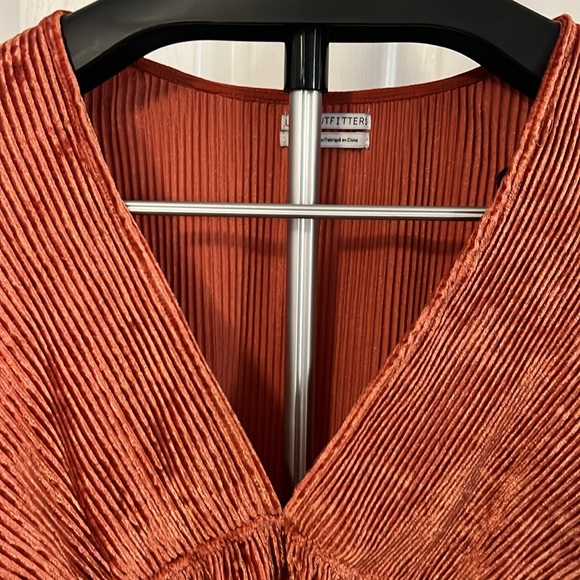 Urban outfitters- ribbed peplum top size M - Picture 3 of 8